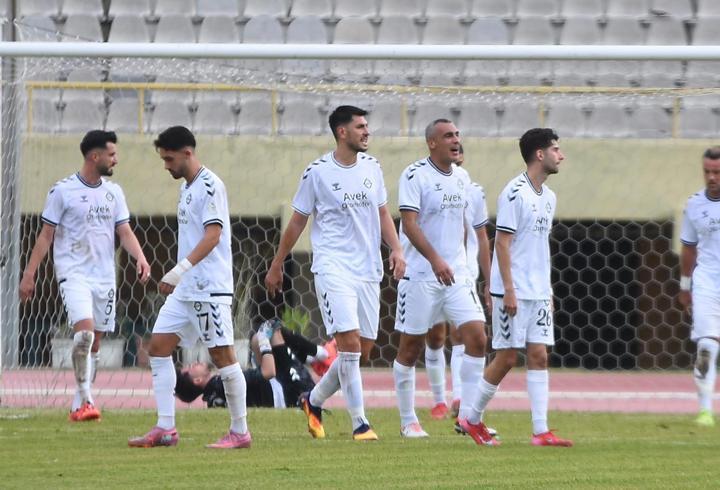 Altay darmadağın oldu
