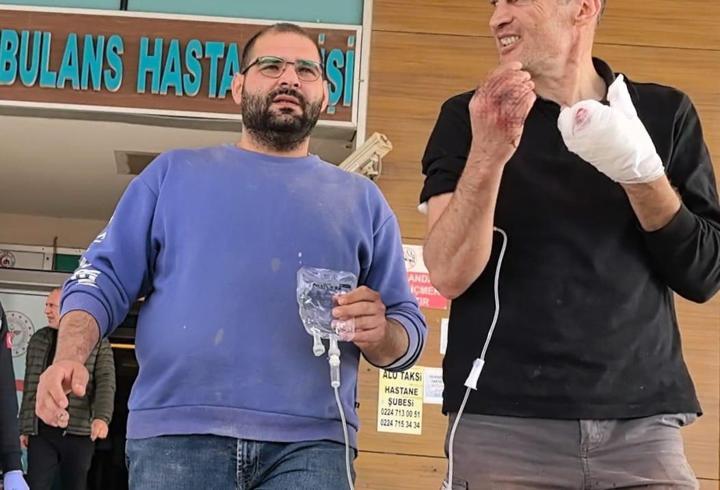 Elini makineye kaptıran atölye sahibinin 2 parmağı koptu