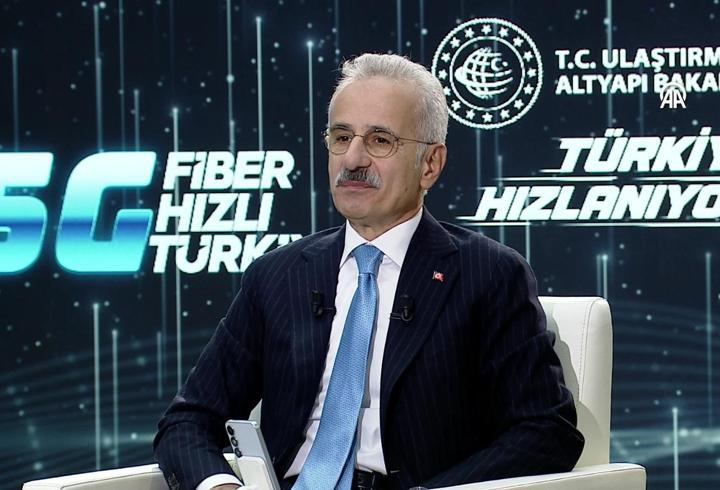 Bakan Uraloğlu: 5G'de ilk sinyalleri Nisan 2026'da alacağız