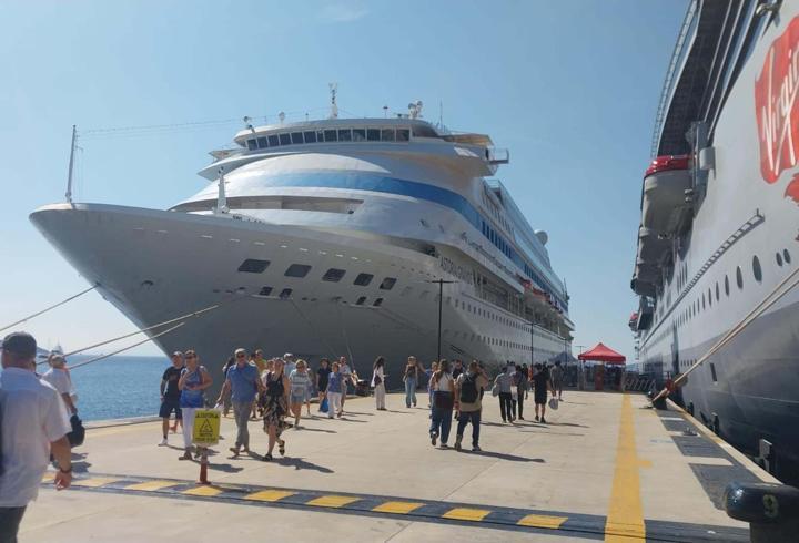 Bodrum’a denizden 3 bin 308 turist geldi