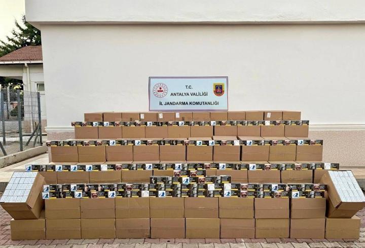 Antalya'da jandarmadan kaçak tütün operasyonu