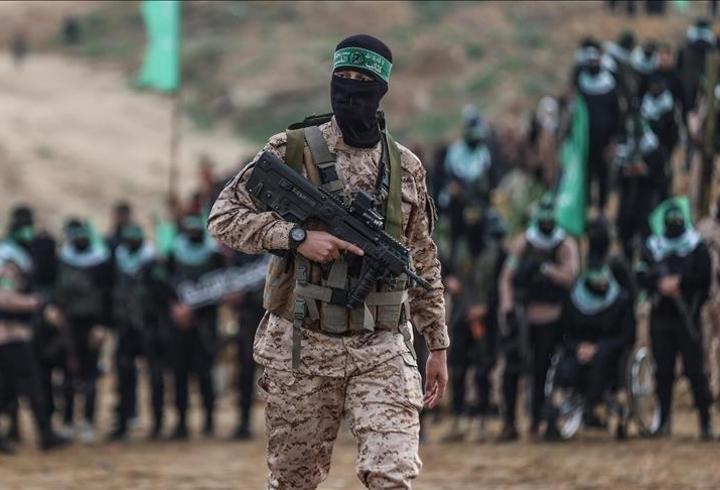 Hamas, bir İsrailli esirin daha cesedini Kızılhaç'a teslim etti