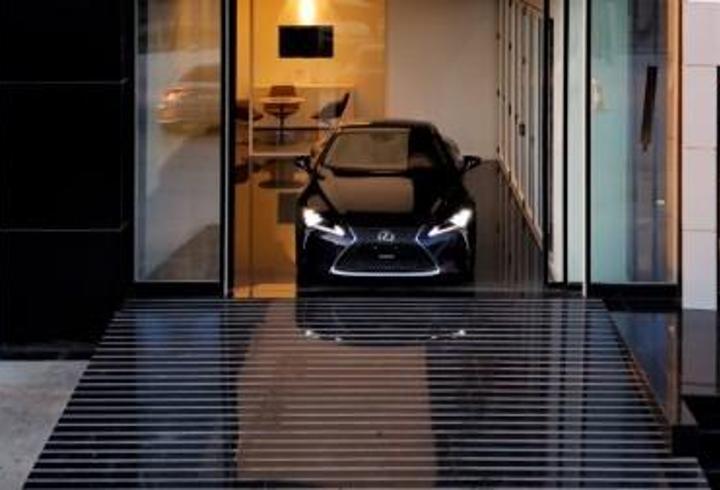 Lexus Türkiye’de Büyüyor