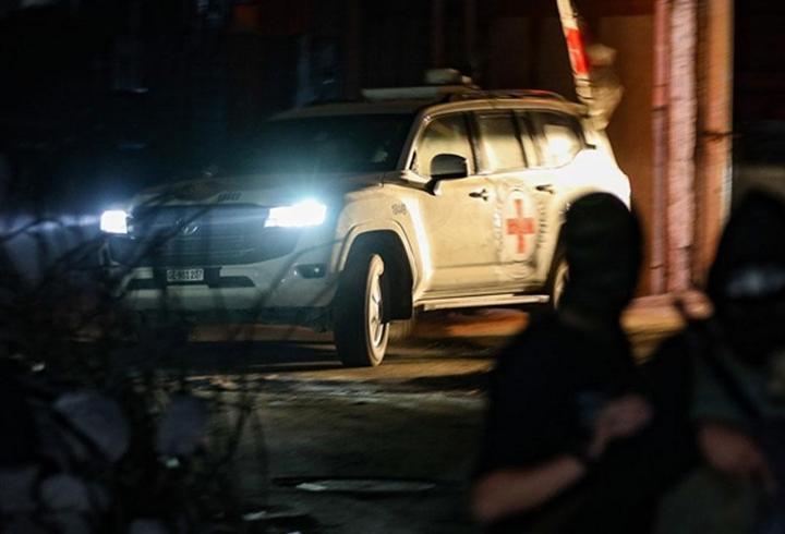 Hamas, 1 İsrailli esirin daha cenazesini İsrail’e teslim etti