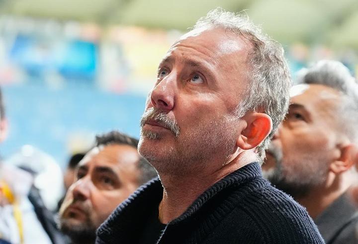 Sergen Yalçın, Beşiktaşlı taraftarlarla konuştu