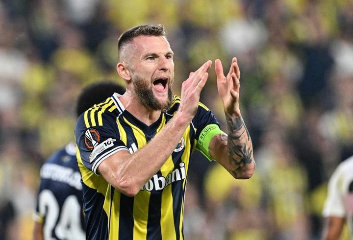 İtalyan devi, Fenerbahçe'den Skriniar'ı istedi