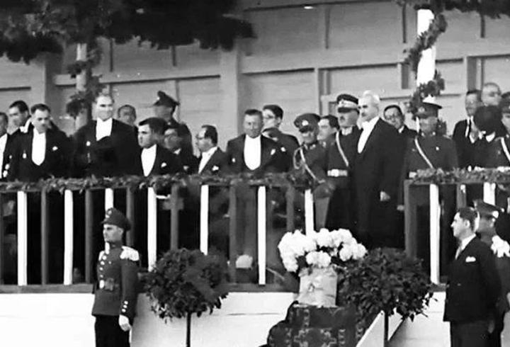Arşivden çıkan özel görüntüler! Tarih: 29 Ekim 1933