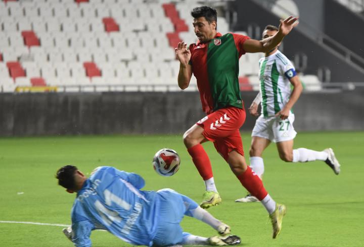 Karşıyaka'da Hamza beklenen performansın uzağında kaldı