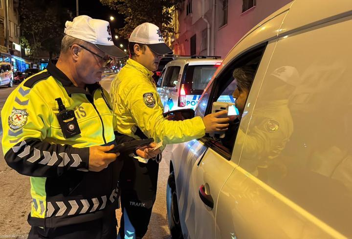 Edirne'de polis ekiplerince trafik denetimi yapıldı