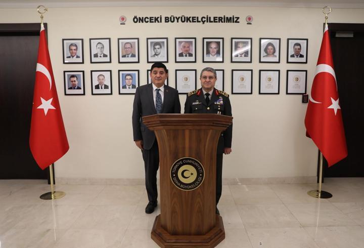 Genelkurmay Başkanı Bayraktaroğlu, Katar'da