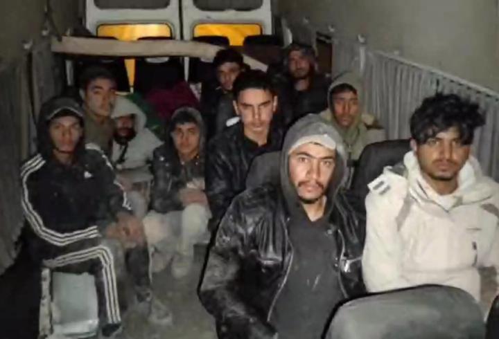 Hatay'da 10 kaçak göçmen yakalandı