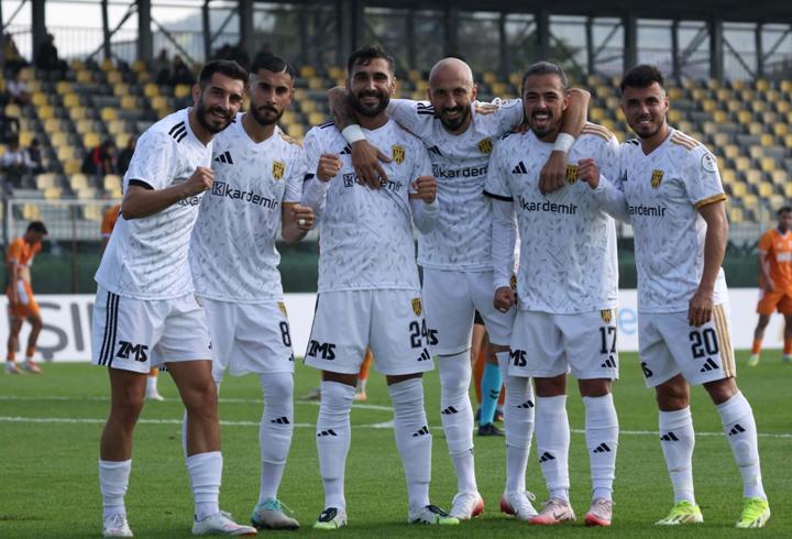 Aliağa Futbol'dan gol yağmuru