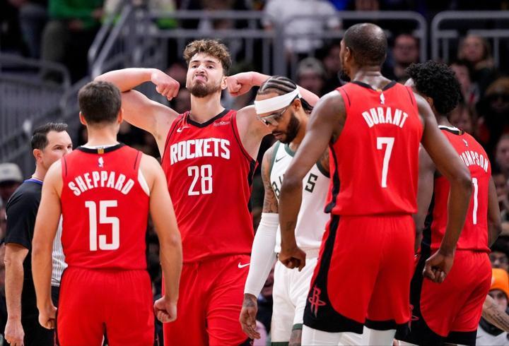 Alperen Şengün şov yaptı; Houston Rockets, deplasmanda Milwaukee Bucks'ı devirdi