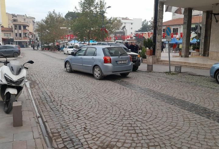 Sındırgı'da 4.4 büyüklüğünde deprem