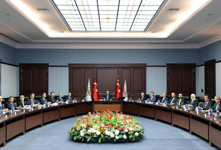AK Parti MYK toplandı