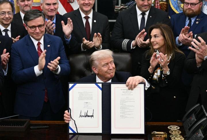 Son dakika haberi... ABD'de 43 günlük kriz sona erdi: Hükümet yeniden açıldı