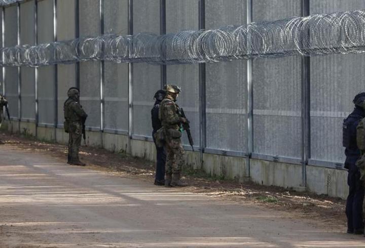 Polonya, Belarus sınırına yeni bariyer inşa edecek