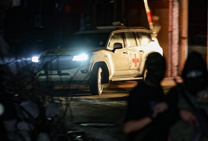 Hamas 1 esirin daha cesedini İsrail’e teslim etti