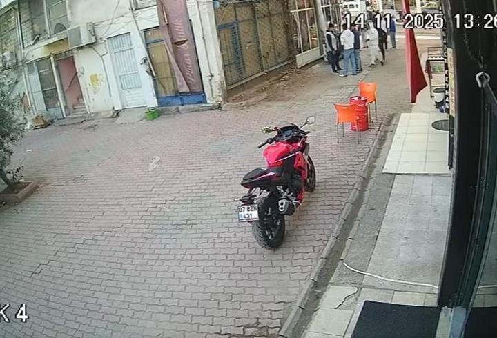 Tartıştığı kişiyi bıçakla yaraladı