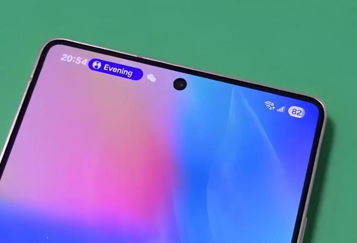 Polar ID V1.0 yüz tanıma sistemi test ediyor