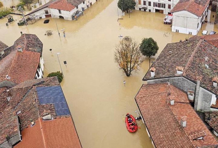 İtalya'da sel felaketi: 2 kişi kayıp