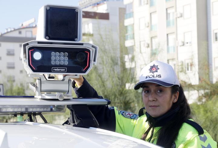 Yapay zekalı radar sistemiyle 4 şeritte aynı anda tarama