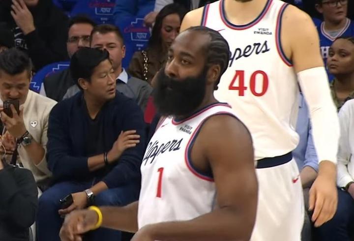 Tolu Arokodare, Fenerbahçe'nin Wolves forması giyen Tolu Arokodare için devre arasında harekete geçeceğine yönelik haberler üzerine vatandaşlar tarafından merak konusu oldu. Birçok kişi internette araştırma yapıyor. Peki, Tolu Arokodare kimdir, nereli ve kaç yaşında? ToluArokodare hangi takımlarda oynadı?

1