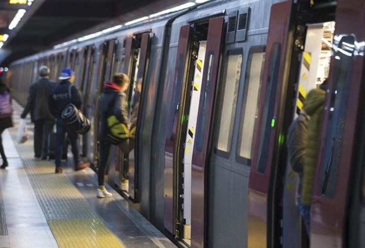 ANKARAY'da arıza nedeniyle seferlerde aksama yaşandı