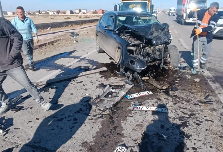 Aksaray’da 2 otomobil çarpıştı: 2 yaralı 
