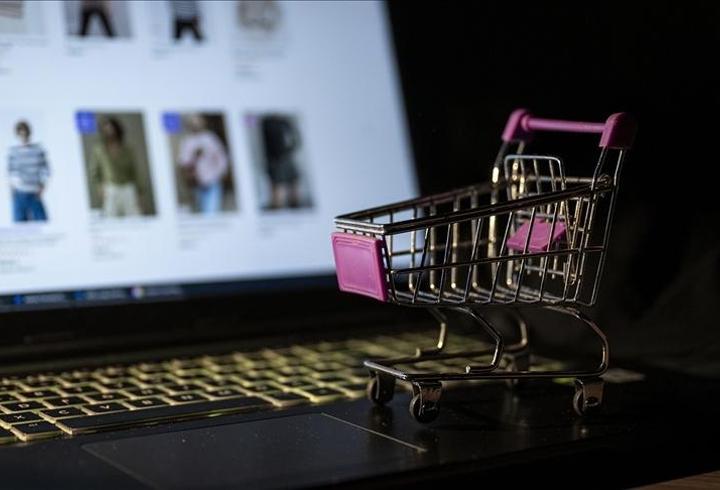 Dünya genelinde kişi başı e-Ticaret harcaması 301 dolar