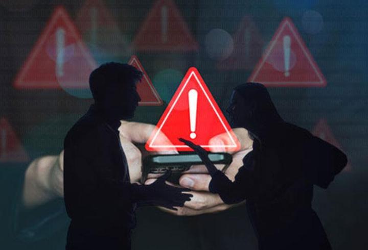 Yargıtay'dan emsal karar: "Kadın fotoğrafı beğenen koca kusurlu"