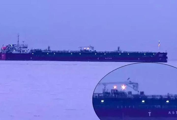 Kars'ta mevsim normallerinin altına düşen hava sıcaklıkları, kışın çetin yüzünü erken gösterdi. Sabah erken saatlerde termometreler sıfırın altında 13 dereceyi gördü.
9