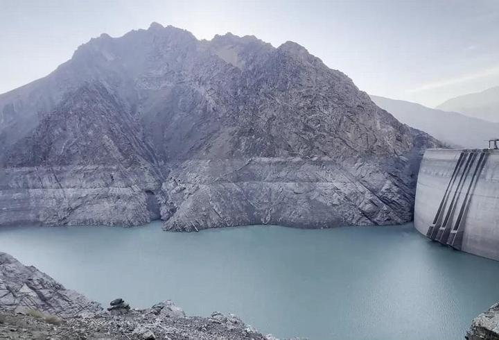 İran Lideri: Tahran'ı taşımalıyız