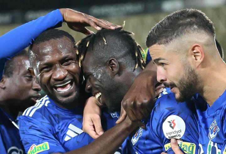 Açılışı Alanyaspor, finali Kasımpaşa yaptı