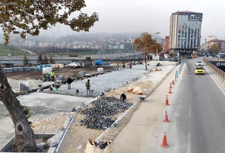 Karabük'te kapalı ve klimalı duraklar yapılıyor