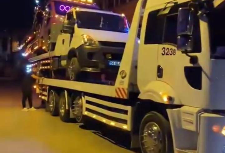 Oto kurtarıcıların üst üste dizilmesine 8 bin lira ceza