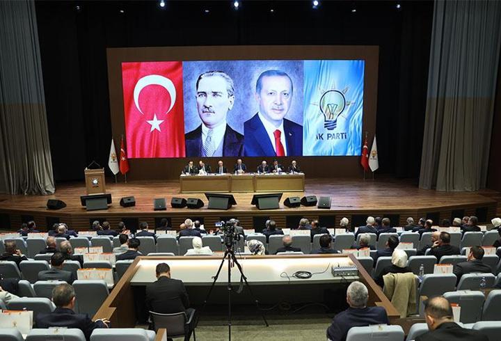 Türkiye'nin ilk milli jet eğitim ve hafif taarruz uçağı HÜRJET projesinde seri üretim çalışmaları devam ediyor. Gelecek yılın ilk çeyreğinde yeni üretim uçaklarının ilk uçuşlarını gerçekleştirmesi planlanıyor. Peki HÜRJET'in seri üretim çalışmaları ne durumda? 9