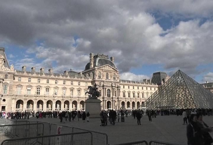 Louvre’u soyan son hırsız da yakalandı