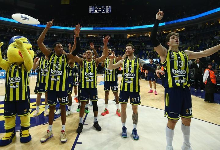 Fenerbahçe Beko, EuroLeague'de seriye bağladı