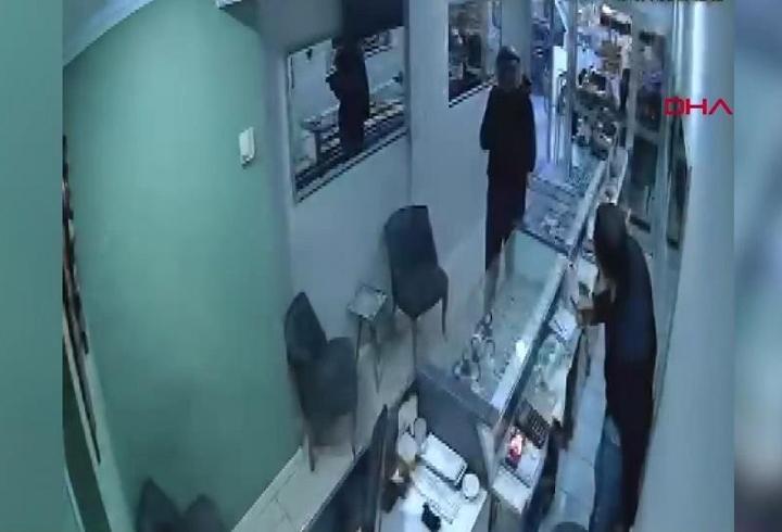 Kuyumcu soygununda polis izi