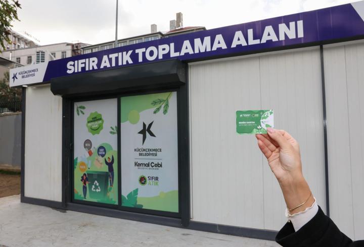 Küçükçekmece'de 1 yılda 4 milyon kilogram atık toplandı