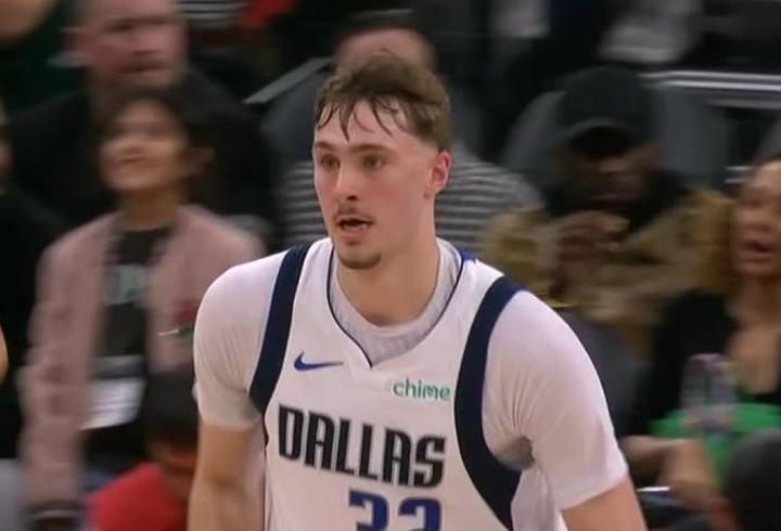 Dallas Mavericks'in çaylağı Cooper Flagg, NBA tarihine geçti