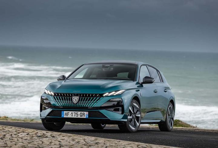 Peugeot 308 yenileniyor