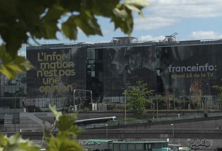 Zelenski'nin canlı bağlandığı yayında bomba paniği