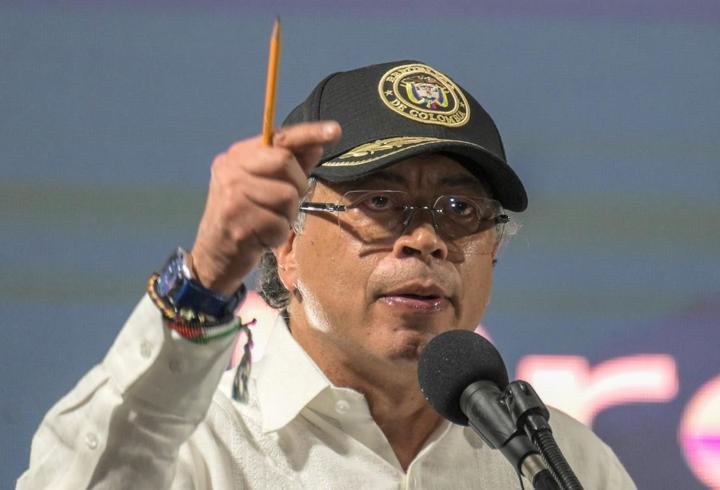 Kolombiya'dan ABD'ye Venezuela tepkisi: Gökyüzü dünyanın her yerinde açık olmalı