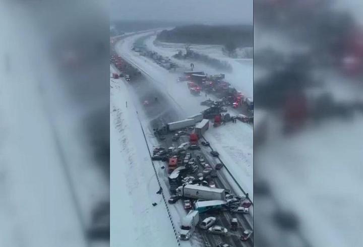 Şükran Günü dönüşü felaketi: 50 araç birbirine girdi!