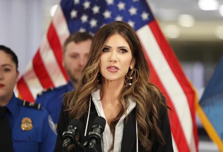 ABD'li bakandan düzensiz göçmen akışı olan ülkelere 'seyahat yasağı' önerisi