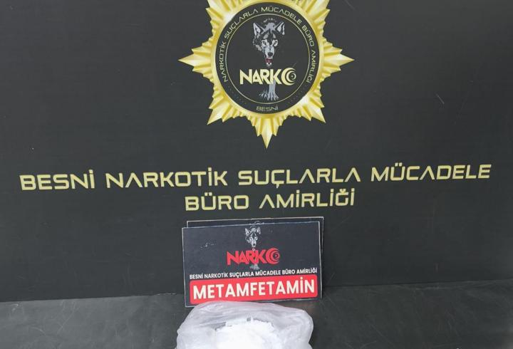 Adıyaman'da uyuşturucuya 2 tutuklama