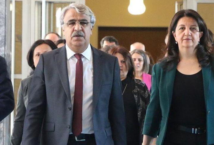 SON DAKİKA... DEM Parti heyeti İmralı'ya hareket etti