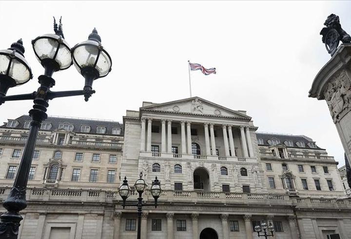 BoE’den yapay zeka şirketlerine “Aşırı Değerleme” uyarısı